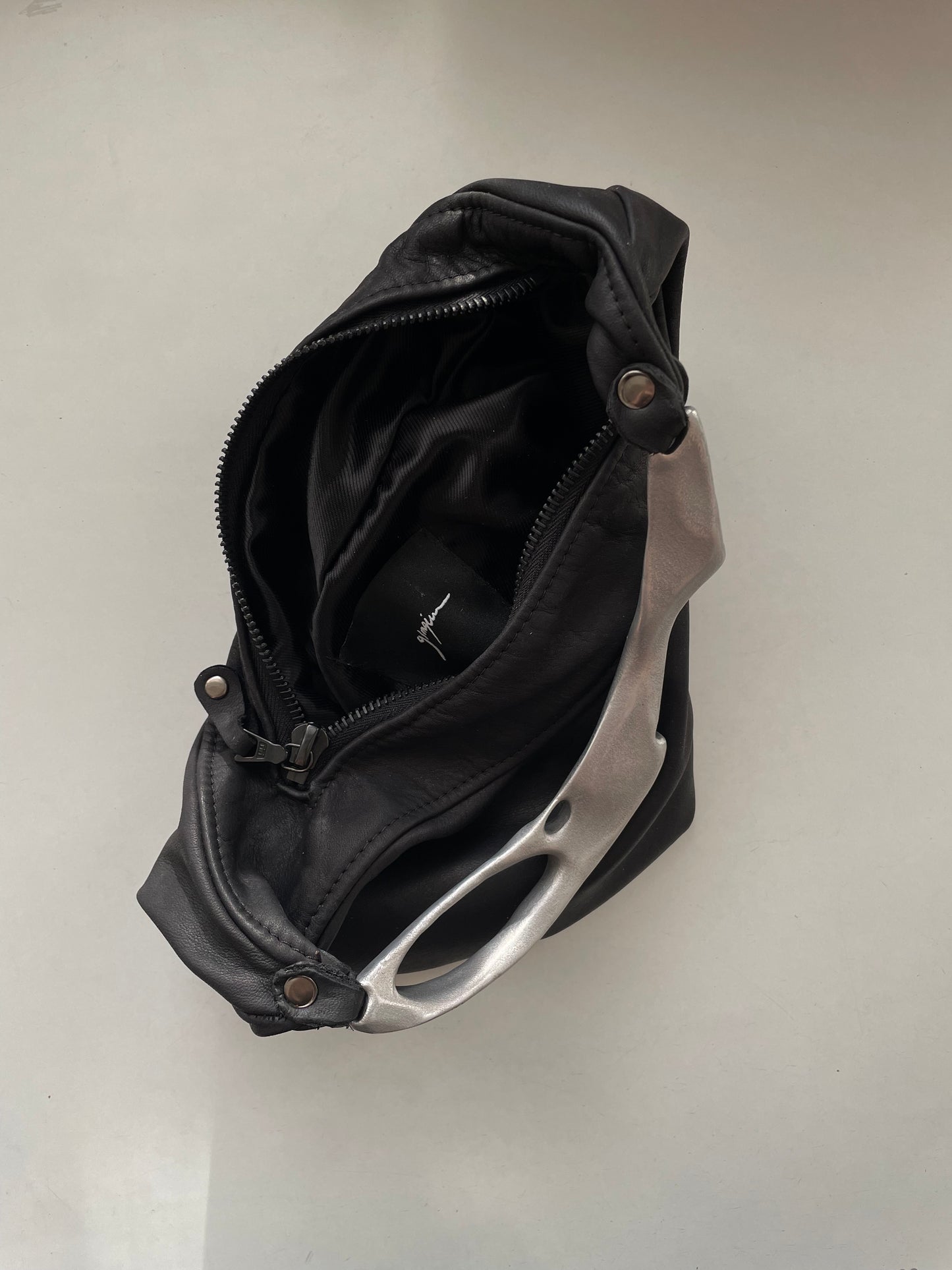 *Corpus Purse