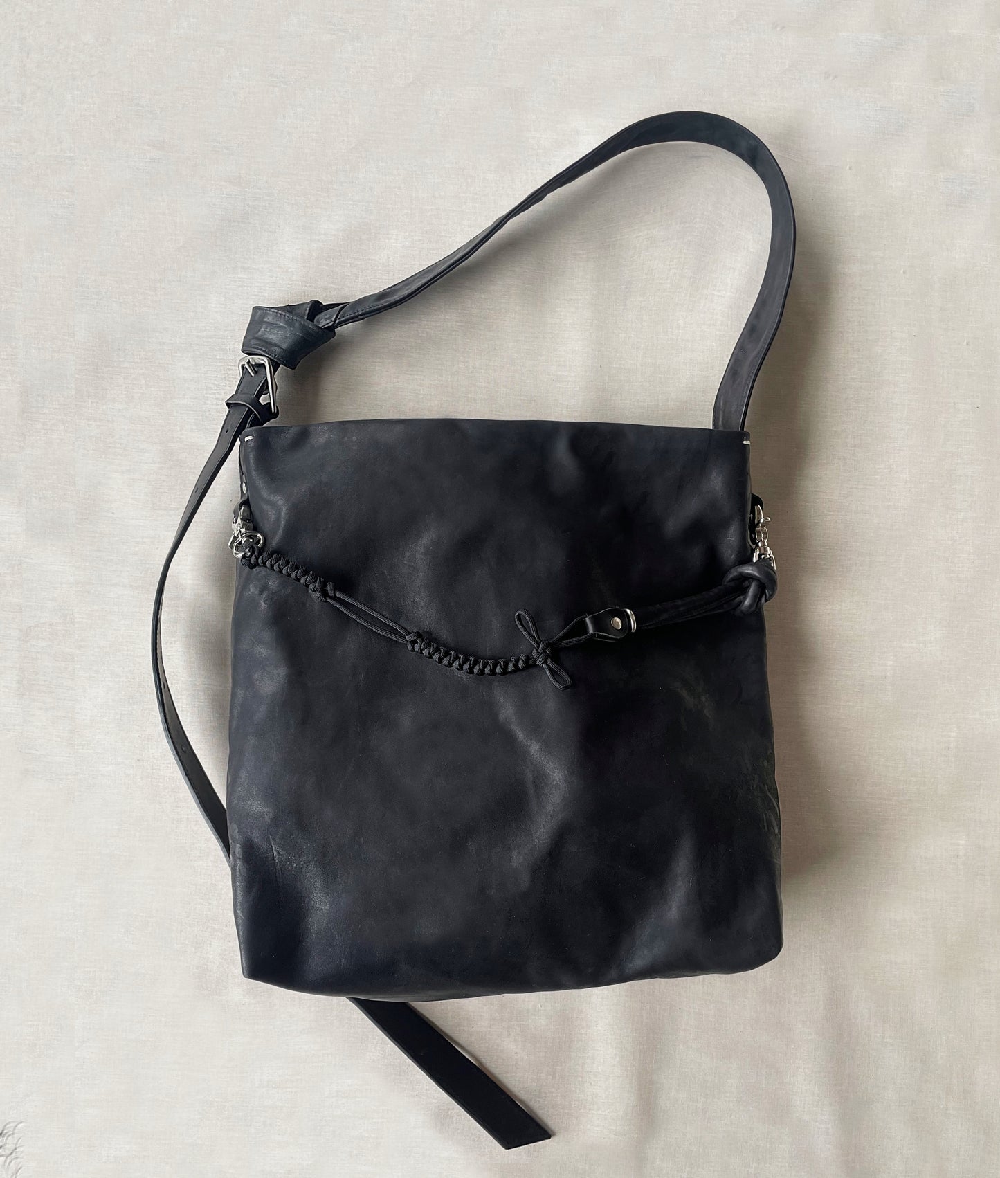 *Belted Gireogi Tote Bag